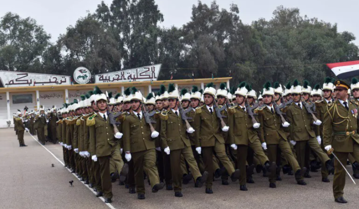 في سوريا…80 قتيلاً في هجوم بالمسيّرات على كلية عسكرية