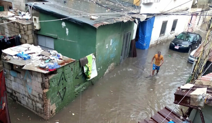 مسارات الحلّ الرئاسي مقطوعة.. و”الخيار الثالث” صعب.. ومخاوف من فلتان النازحين