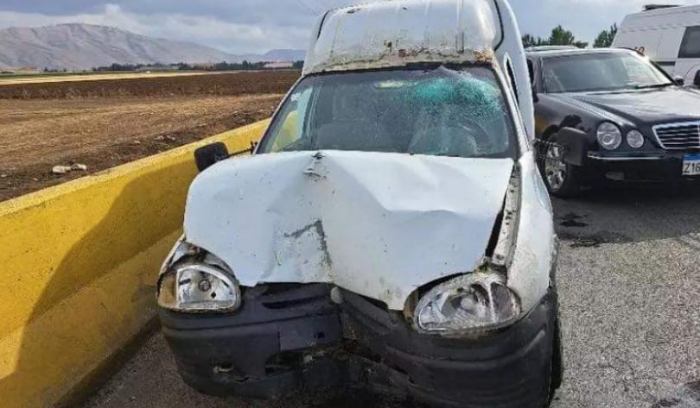 اصابة ٣ أطفال اثر حادث سير مروع على طريق عام حوش الحريمة