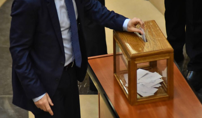 القطري يستطلع ولا يبادر: لم يعارض فرنجية ولم يؤيّد قائد الجيش