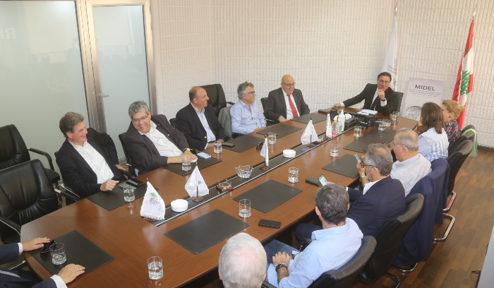 زمكحل في اجتماع للإتحاد الدولي لرجال وسيدات الأعمال: أي زيادة للضرائب وأي قيود على الأموال الجديدة ستُهرّب ما تبقى من المستثمرين