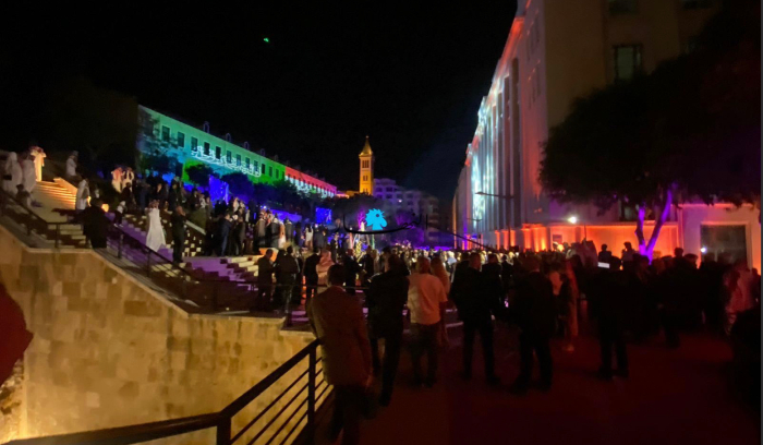 الحشد في وسط بيروت وكلمة بخاري دلالات ورسائل... التحرّك القطري يُمهّد لفتح باب التسوية وإيران على الخطّ