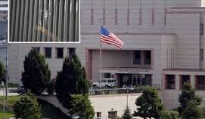 رصاص غير طائش على «التدخل الأميركي» من عوكر إلى شرق الفرات!<br />
عجقة قطرية قبل عودة لودريان.. والراعي يقطع مع حوار برّي