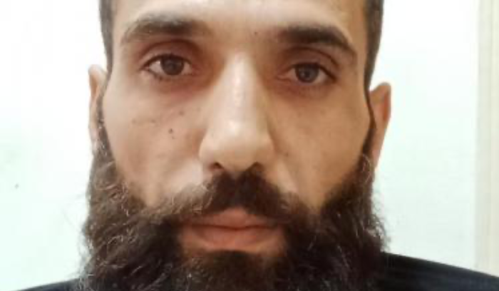 أحد أفراد عصابة سلب بقوّة السّلاح تنشط في الدّامور والسّعديات أوقفته شعبة المعلومات بكمينٍ محكمٍ في جدر