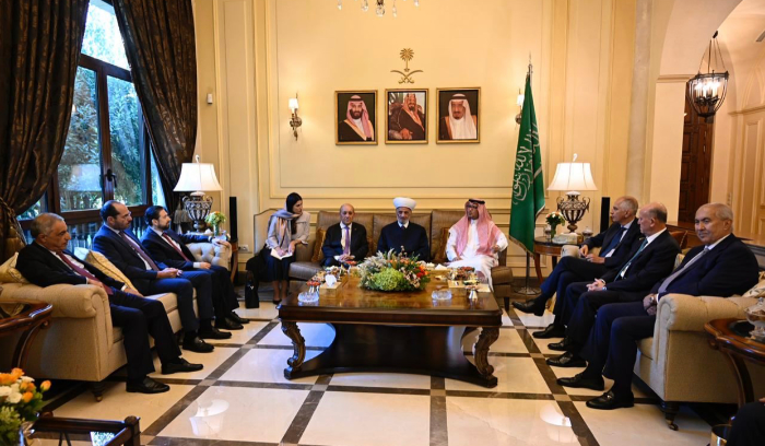 إنفراجات متلازمة في الملفات الساخنة في لبنان واليمن<br />
لقاء اليرزة يُطلق دينامية المشاركة ورعد في بنشعي.. واختبار جديد لفك الإشتباك في عين الحلوة