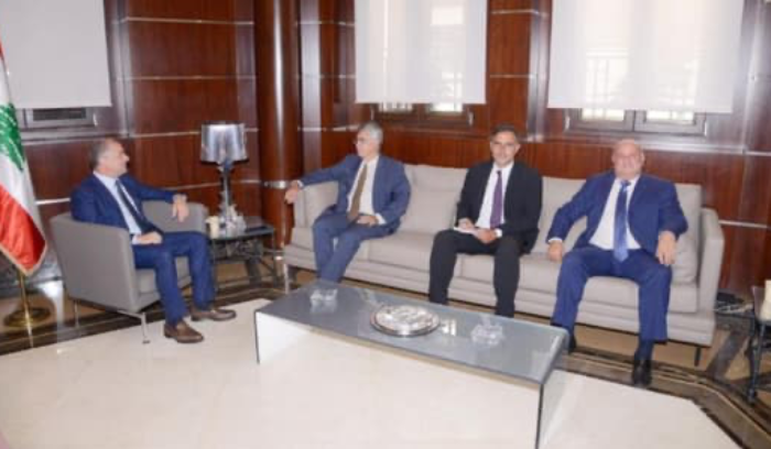 بو صعب عرض مع سفير البرازيل للاستحقاقات الداخلية