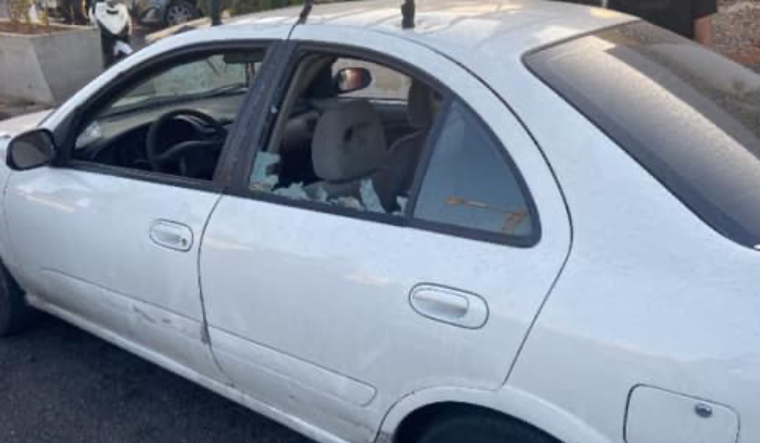 جريحان جراء إطلاق النار على سيارتهما في الجية