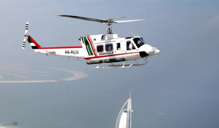 الطيران المدني الإماراتي: سقوط طائرة عمودية بالبحر.. والبحث جارٍ عن الطاقم