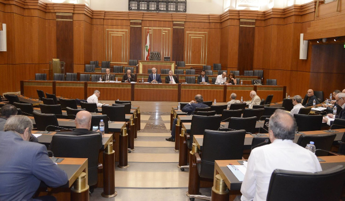 الحوار اللبناني ينتظر جهوزية «حزب الله» و«نزول باسيل عن الشجرة»