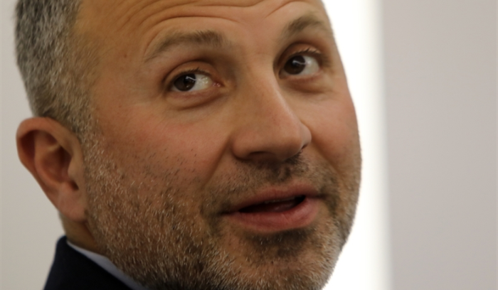 الأزمة الرئاسية: قطر تنتظر التفويض الرسمي من الرياض وواشنطن