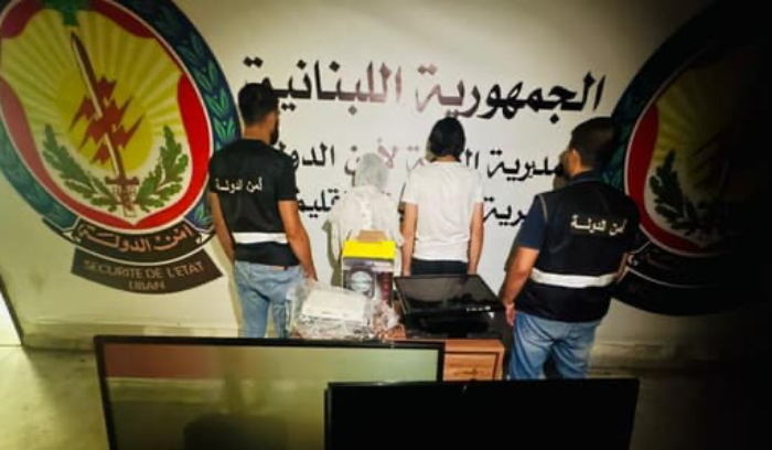 أمن الدّولة في النبطيّة توقف مراهقةً وأخاها يسرقان المحالّ التجاريّة