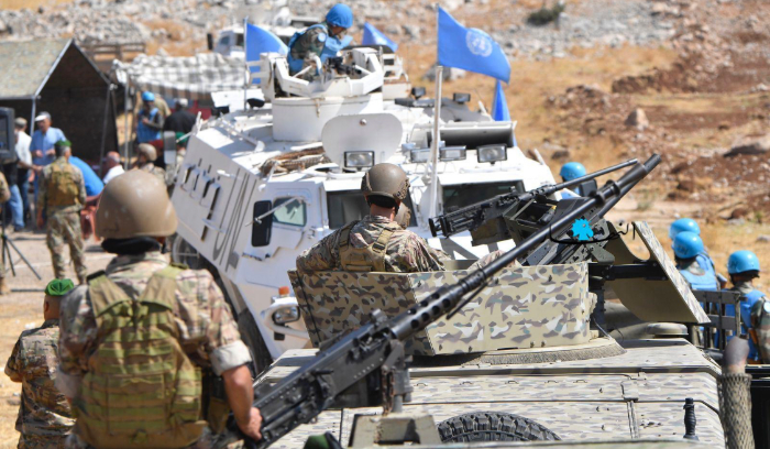 لبنان يرفض «الفصل السابع» وعدم التنسيق مع «الجيش» عشية التصويت على التجديد لليونيفيل... والمواجهة مفتوحة<br />
خطة لبنانية لتنظيم وجود النازحين السوريين منعاً لمؤامرة التوطين الدولية