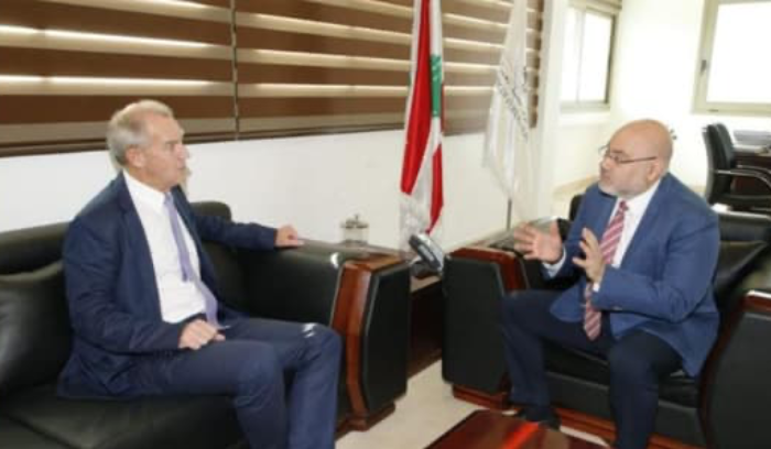 الأبيض بحث مع السفير الأستراليفي مشاريع لدعم القطاع الصحي