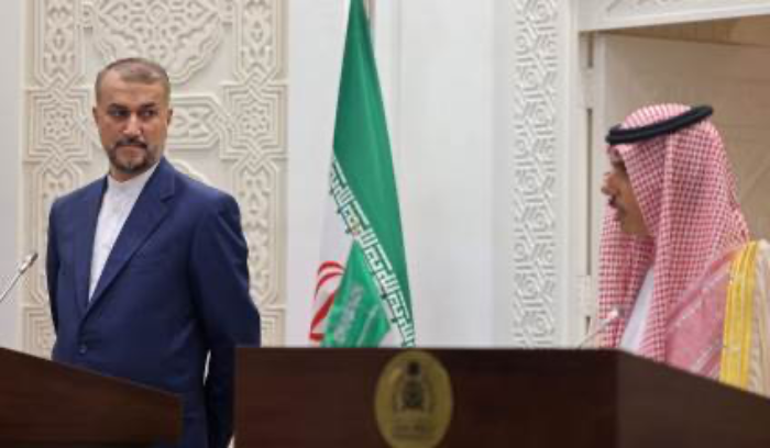 خطوط متقاطعة إيرانية سعودية: 