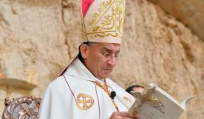 هجوم كنَسِي - قواتي على الثنائي.. وحزب الله يُراهن على الحوار مع باسيل<br />
المعارضة تتَّجه لتعويم أزعور.. وفتح تحقيق أميركي في قضية سلامة