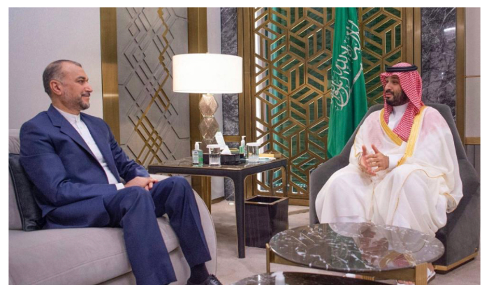 رسالة إيرانية في البريد اللبناني لدعم الأذرع في المنطقة<br />
إعلام 