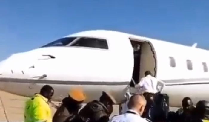 الكشف عن أسماء الموقوفين العرب  في الطائرة المحملة بالذهب في زامبيا من هم؟