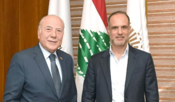 وزير الأشغال: خطة تطويرية لمرفأ طرابلس ومطار القليعات