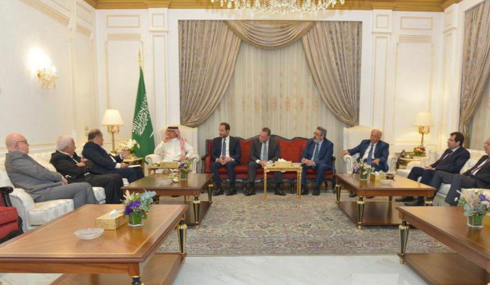 بخاري في لقاء التجدد للوطن: المملكة أمنت مظلات دولية للبنان ولا تفرط بسلامة مواطنيها