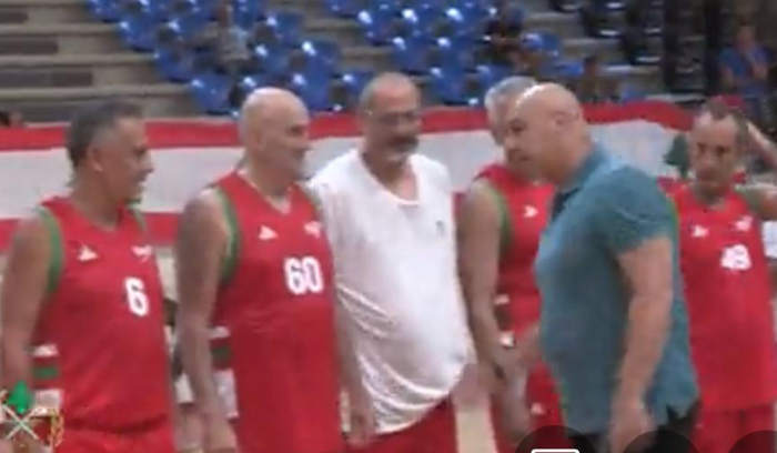 مباراة ودية بين فريق الجيش وقدامى نجوم كرة السلة