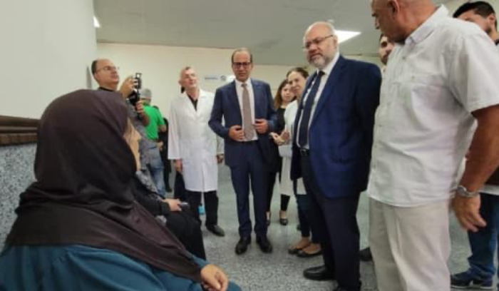 الأبيض: إحالة 13 شركة لبيع المستلزمات الطبية على النيابة العامة