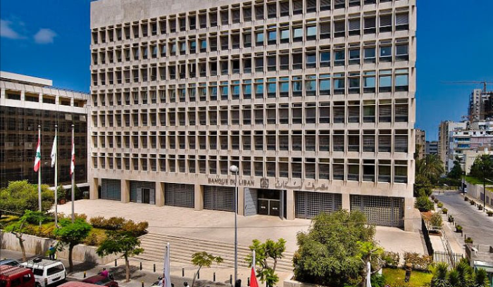 ضغوطات الساعات الأخيرة في ملف الحاكمية.. ونقطتان سوّقهما لودريان