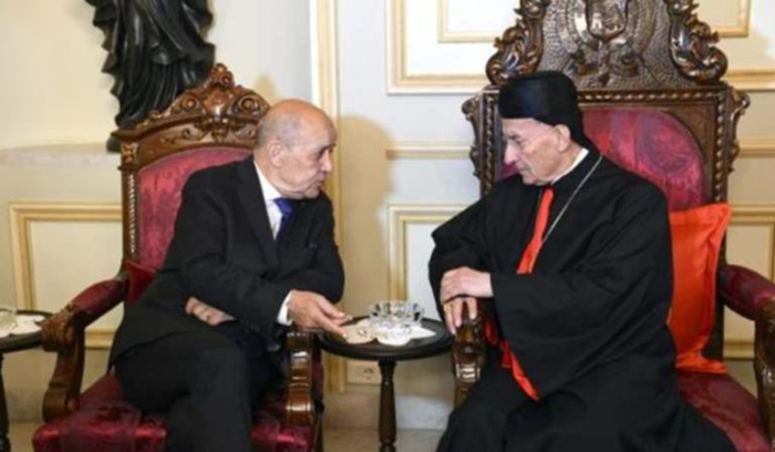 «حزب الله» يستقبل لودريان في بيروت بحملة على «التدخلات الخارجية»<br />
في مؤشر جديد على سقوط المبادرة الفرنسية