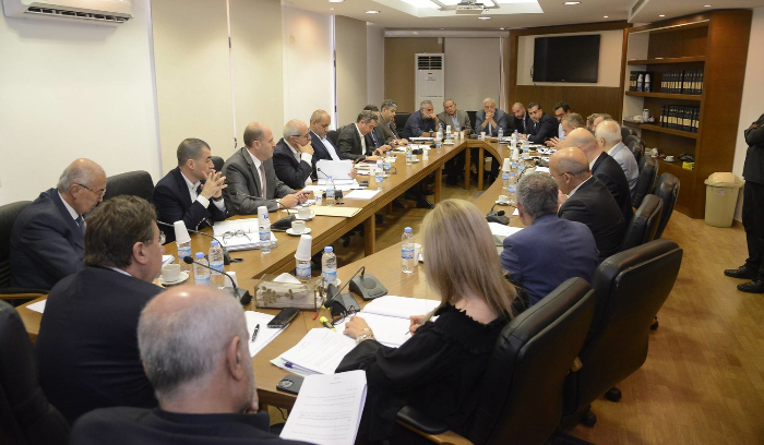 لبنان يستعجل إنشاء الصندوق السيادي لإدارة أموال النفط<br />
مخاوف من محاصصة سياسية تضيع الثروة الموعودة