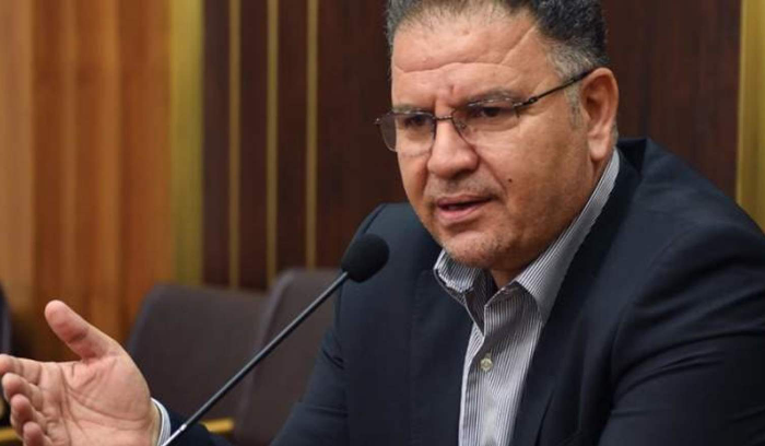 فياض: :