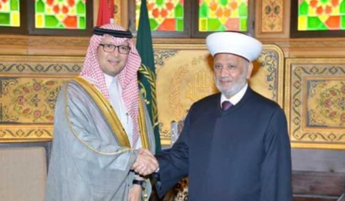 دريان استقبل بخاري: تأكيد على دور 