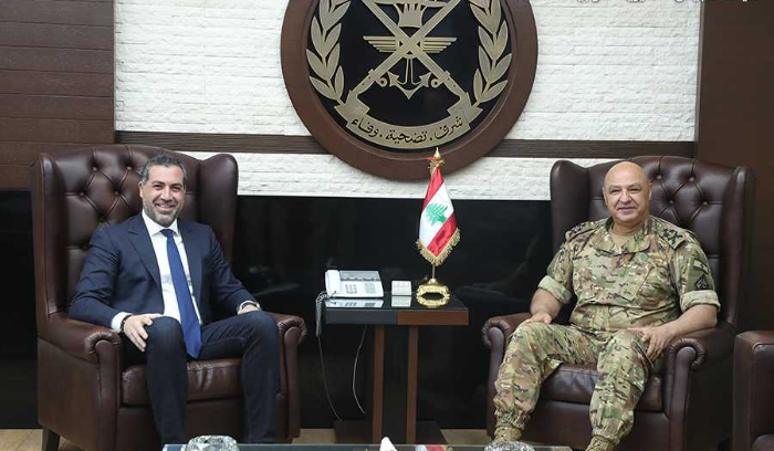 لقاءات عدة لقائد الجيش في ‬⁩اليرزة