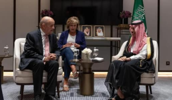 الملف اللبناني بين لودريان وبن فرحان