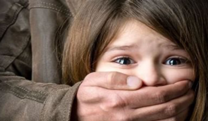 طفلة تتعرّض للتحرش على يد ⁧‫سوري‬⁩ في ⁧‫النبطية‬⁩!