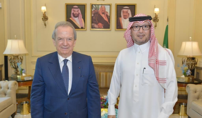 حمادة زار بخاري... وبحث في الملف اللبناني واللقاء الخماسي المرتقب