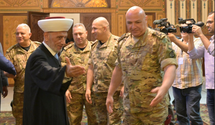 سباق “الاحتواءات” على جبهات الجنوب والفراغ: القضاء الألماني يطالب بمصادرات من “المركزي”