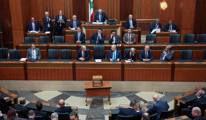 العجز اللبناني رئاسياً يدفع نحو «التدويل»<br />
12 جولة انتخاب بلا حسم ولا تفاهم