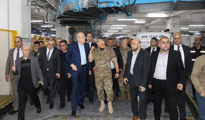 الأزمة المالية تنعكس على مستوى الخدمات في مطار بيروت<br />
ازدحام في موسم الصيف بسبب رداءة التجهيزات ونقص العناصر الأمنية