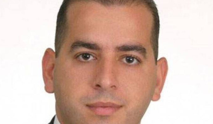 ماذا قال القاضي الشرتوني عن إصابة سيارته برصاصة ؟