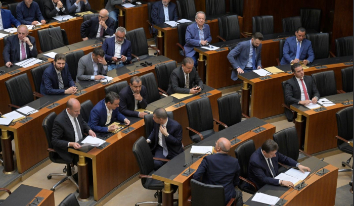 الراعي  يستبق لودريان بتبني 