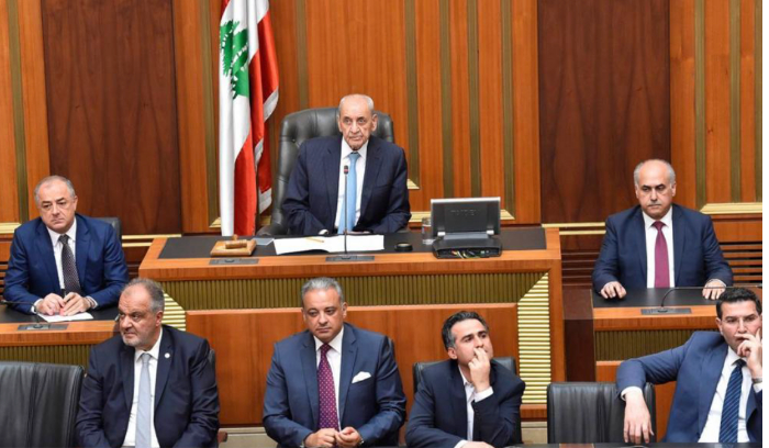 ماكرون ووليّ العهد السعودي يناقشان اليوم 