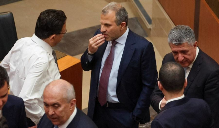 «حزب الله» يرد على باسيل: لا ترموا مشاكلكم علينا