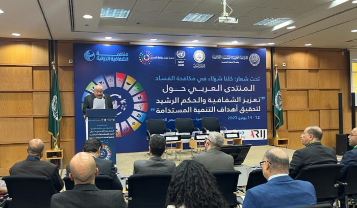 البرلمان العربي : لإجراء تقييم دوري للتشريعات واللوائح والقرارات الوطنية ذات الصلة بمنع ومكافحة الفساد