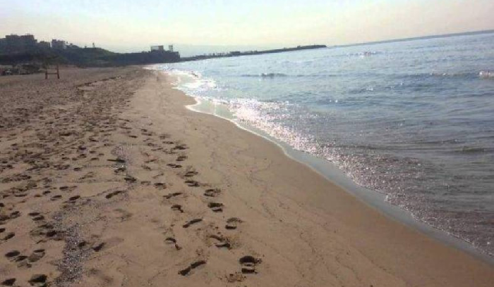 نائب ينشر صورًا لشاطئ الدامور… ماذا يحصل؟!