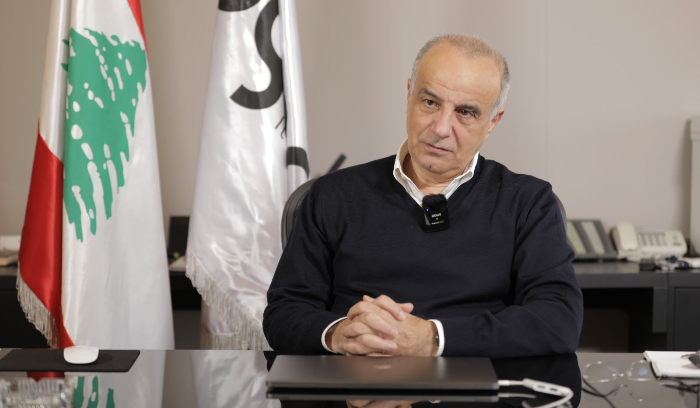 كريدية في تغريدة غير مطمئنة: 