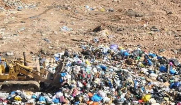 قرار قضائي بإقفال مكب نفايات بالشمع الأحمر