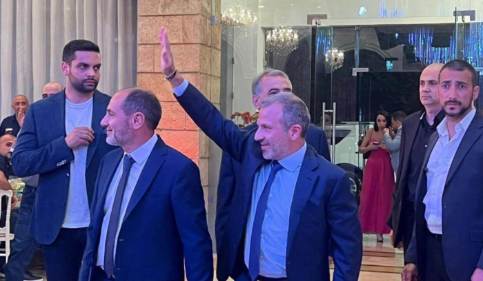 أوساط الحزب تتّهم 