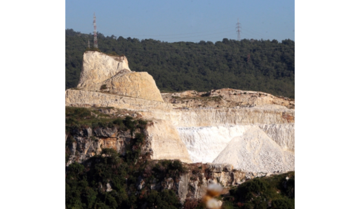 ما شهدته زحلة أكبر من تفجير وأقل من هزة: من يعبث بصاعق الزلازل؟
