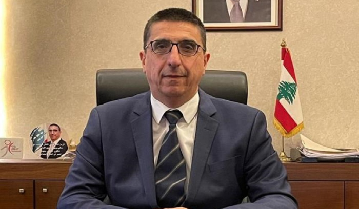 حجار يكشف: جمعيات لبنانية تؤجَّر لسوريين!