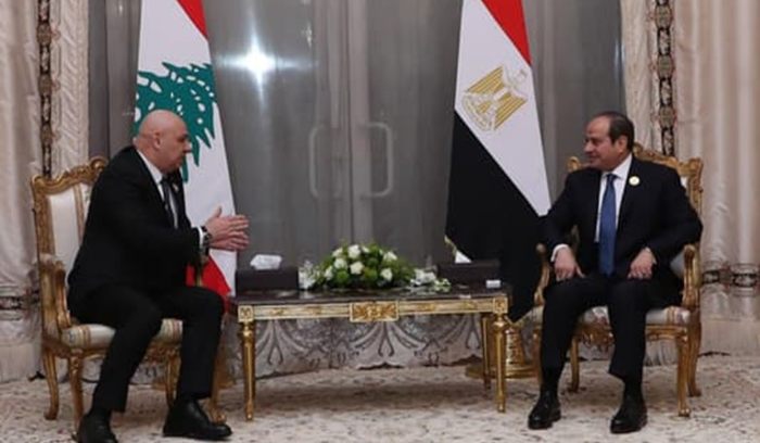 السيسي لعون: إبنِ لبنان ونحن معك