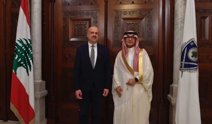 الرواية الكاملة لخطف وإطلاق مشاري المطيري من مقاهي بيروت إلى الأراضي السورية<br />
العملية كشفت عن شبكة متعددة الطبقات من الخاطفين